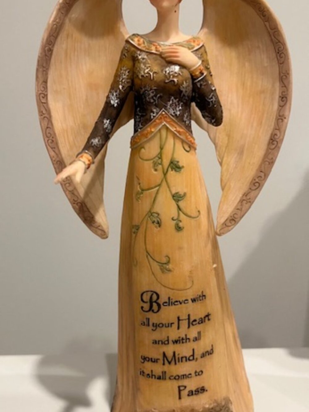 3 Angels by Hallmark - Picture 4 of 16